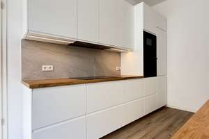 Erstbezug nach Vollsanierung: Lichtdurchflutete 4-Zimmer-Wohnung in der Kölner Südstadt, nähe Hafen! – Seyengasse 5, 50678 Altstadt/Süd, Köln – Vorschaubild 2