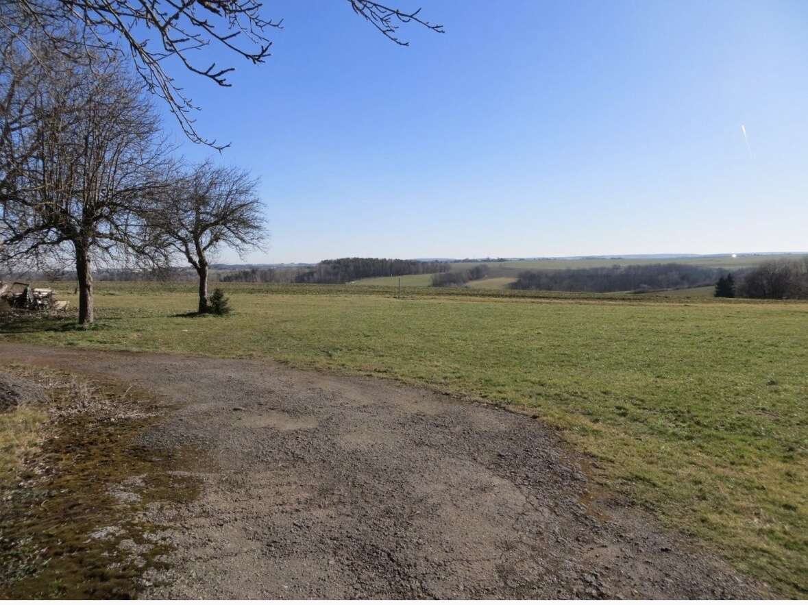 Ehemaliges Bauernhaus mit Scheune und schönem alten Bauerngarten, Mittelsachsen Kreis – Bild 4