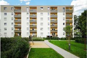Helle 2-Zimmer-Wohnung mit Parkettboden! – Reinerzer Str. 22, 90473 Langwasser Südost, Nürnberg – Vorschaubild 2