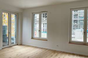 Ruhige Innenhoflage mit Terrasse: 2 Zimmer mit viel Platz zum Einrichten, Tageslichtbad, Abstellraum – Hildesheimer Straße 450, 30519 Wülfel, Hannover – Vorschaubild 4