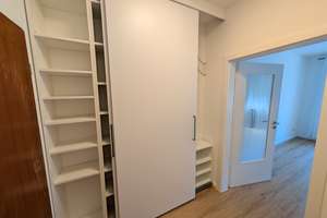 Erstbezug nach Renovierung: helle 1,5-Zimmer-Wohnung mit großer West-Dachterrasse in München-Solln – Wolfratshauser Straße 135a, 81479 Thalkirchen, München – Vorschaubild 13