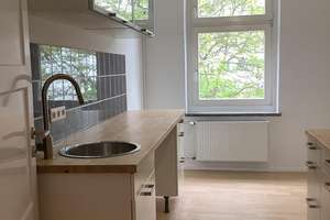 *Anfragen nur über Portal* Erstbezug nach Sanierung_3-Raum Wohnung beim Nöldner Platz – Leopoldstr. 28, 10317 Rummelsburg, Berlin – Vorschaubild 1