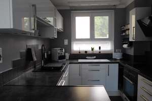 Sofort bezugsfrei: Niedrigenergie-Reihenhaus mit Garten, Dachterrasse und hochwertiger Ausstattung – Anna-Hofmanin-Str. 8, 85051 Südwest, Ingolstadt – Vorschaubild 7
