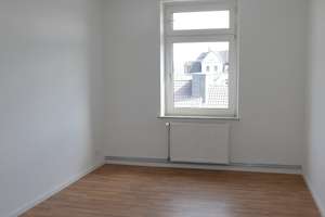 Modernes Wohnen im alten Gewand! Attraktive, großzügige 3 - Zi.- Wohnung am Platz der Republik! – Platz der Republik 46a, 42107 Elberfeld, Wuppertal – Vorschaubild 9