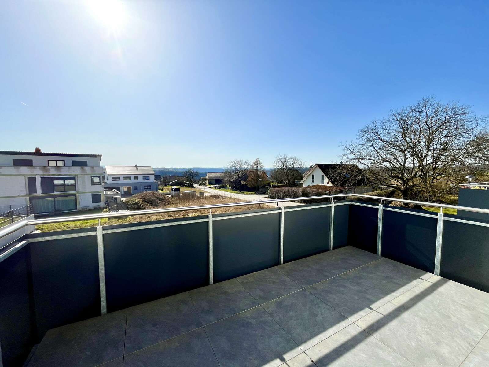 Immobilie in Neudenau - Zukunftssicher wohnen: Moderne KfW‑55‑Wohnung mit 3,5 Zimmern - Bild 3