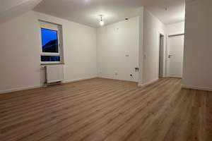 Helle 2-Zimmer Wohnung in Pforzheim-Buckenberg – Wurmbergerstr. 51, 75175 Buckenberg, Pforzheim – Vorschaubild 2