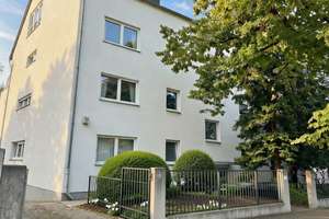 Sachsenhausen Mehrfamilienhaus mit viel Potential und hohem Grundstückswert