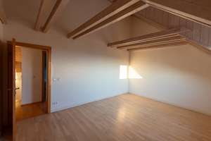 Extravagantes Einfamilienhaus mit großem Garten, Sauna und Doppelgarage in Essenbach – Die vollständige Adresse der Immobilie erhältst du vom Anbieter., 84051 Essenbach – Vorschaubild 11