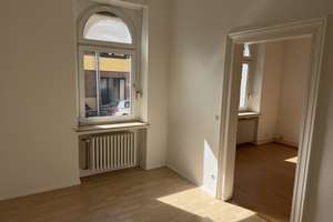 2 Zimmer-Singelwohnung in Bad Godesberg – Laufenbergstr. 7a, 53173 Alt-Godesberg, Bonn – Vorschaubild 1