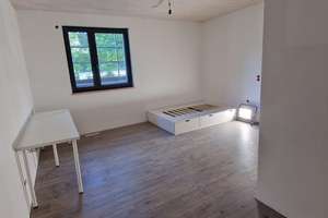 Wunderschöne Wohnung im Grünen und nahe zum KIT