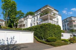 Schick, modern - 3 Zimmer mit Balkon in gefragter Lage - Garage möglich