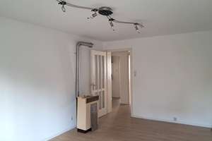 2 Zimmer Hochparterre  neu gestrichen - ruhige Lage in Luginsland! – Die vollständige Adresse der Immobilie erhältst du vom Anbieter., 70327 Gehrenwald, Stuttgart – Vorschaubild 4