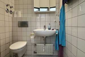 Ansprechendes Studentenapartment mit TG Stellplatz – Universitätsstraße 114, 93053 Regensburg – Vorschaubild 5