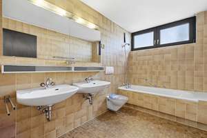 Reiheneckhaus in München / Einmalige Raumaufteilung / 5 Zimmer, Garten & viel Potenzial und TG-Platz – Die vollständige Adresse der Immobilie erhältst du vom Anbieter., 81673 Echarding, München – Vorschaubild 29