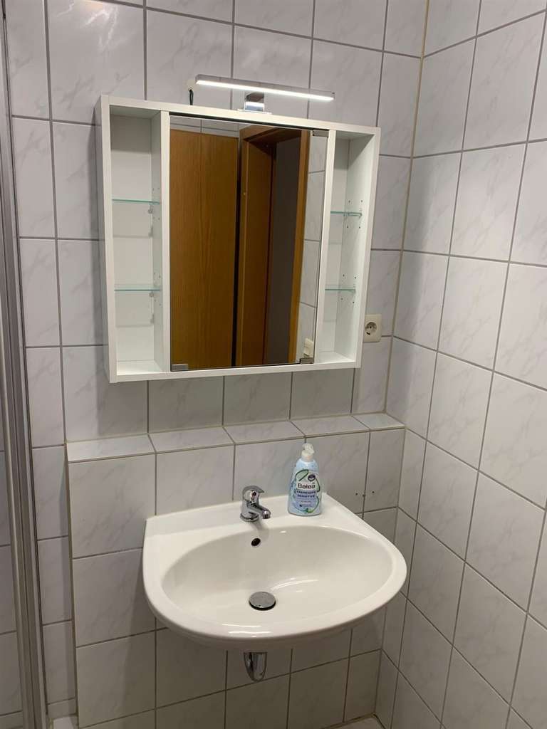 Immobilie in Nußloch - Helle 1-Zimmerwohnung in zentraler Verkehrslage von Nußloch... - Bild 4