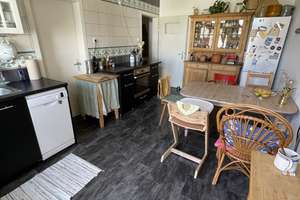 Großzügige, WG-geeignete 2-Zimmer-Wohnung im schönen Lindenhof