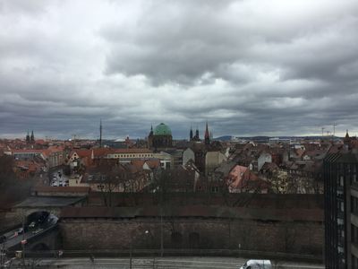1 1/2 Zimmer möbliert mit Burgblick