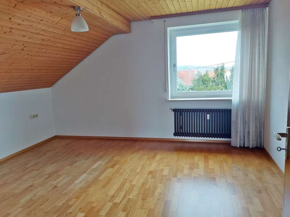 Schlafzimmer DG