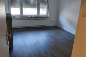 Kelsterbach-1 Zi App. mit Dusche und Kochgelegenheit - NUR an PENDLER- Keine Hauptwohnung- – Die vollständige Adresse der Immobilie erhältst du vom Anbieter., 65451 Kelsterbach – Vorschaubild 8