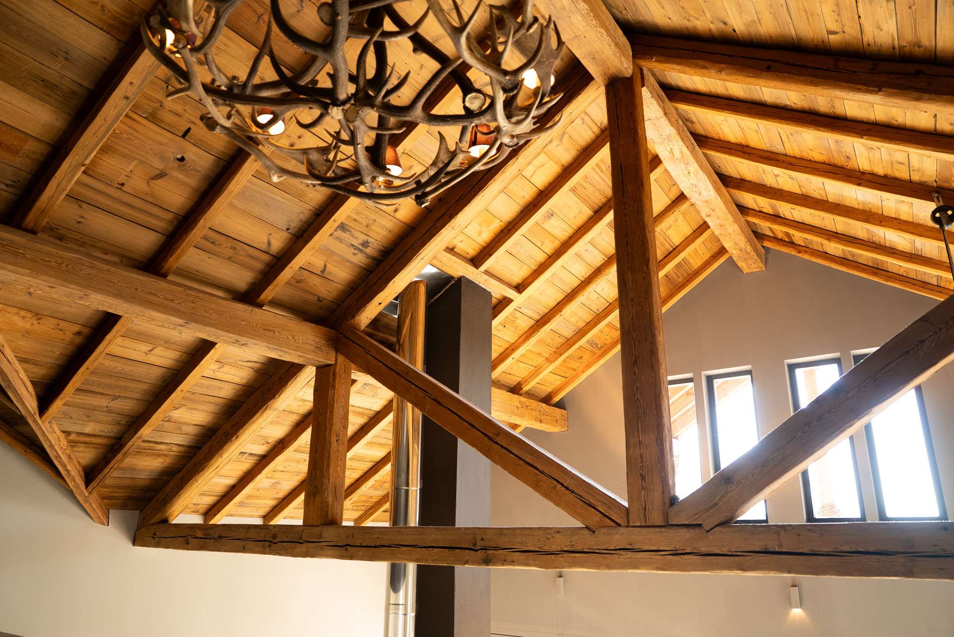 Immobilie in Chieming - Loftwohnung auf zwei Ebenen - ein Lebensgefühl, das Geschichte schreibt - Bild 14