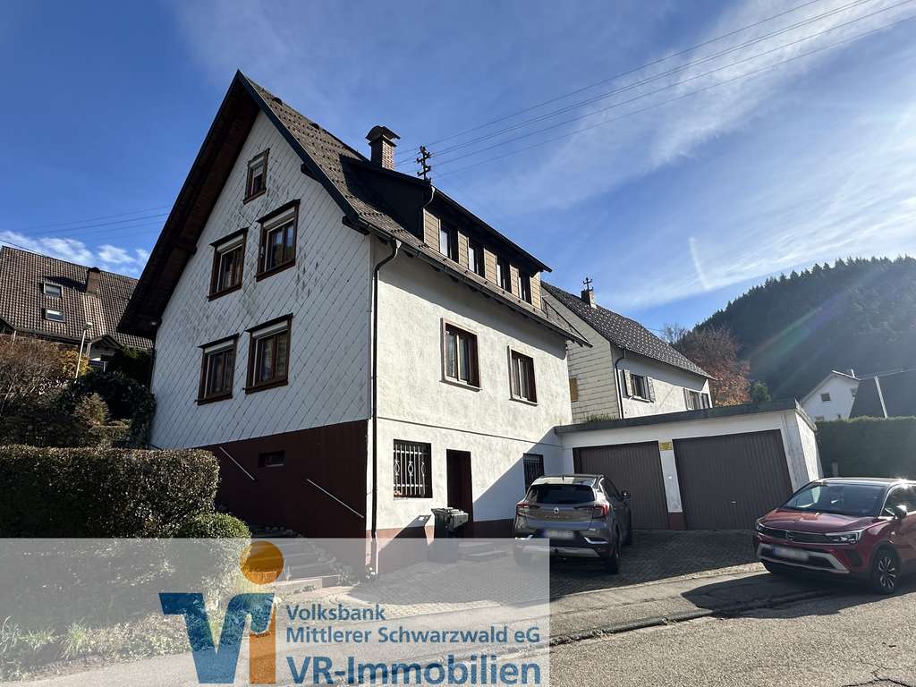Immobilie in Hornberg - Potenzial mit Charme – Einfamilienhaus mit vielseitigen Möglichkeiten in Hornberg-Reichenbach! - Bild 0