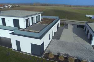 Teilweise gewerbliche Nutzung möglich! Luxuriöse Architektenvilla mit großem Grundstück! – Die vollständige Adresse der Immobilie erhältst du vom Anbieter., 94365 Parkstetten – Vorschaubild 3