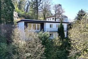 SCHWIND IMMOBILIEN - traumhafte Lage trifft auf Haus mit Optionen – Die vollständige Adresse der Immobilie erhältst du vom Anbieter., 64342 Seeheim-Jugenheim – Vorschaubild 4