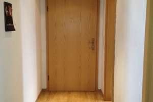 Helle, moderne DG-Wohnung, zentral gelegen, Einbauküche, Balkon, Klimaanlage! – Steeler Str. 226, 45138 Huttrop, Essen – Vorschaubild 16