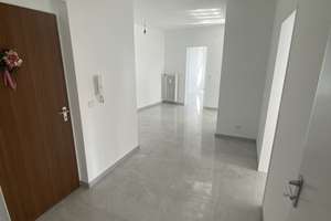 Moderne 3-Zimmer-Wohnung mit Balkon, Stellplatz & Aufzug in Köln-Rondorf