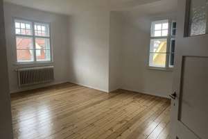 Lebendiger Freiraum in Augsburg: Saniertes 4-Zimmer-Apartment – Rosenaustraße 42, 86150 Rosenau- und Thelottviertel, Augsburg – Vorschaubild 4