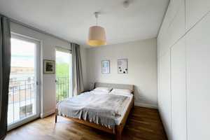 Helle 4 Zimmer Wohnung mit großem Balkon im Hinterhaus, frei ab 01.09.2025 – Berlin – Vorschaubild 6