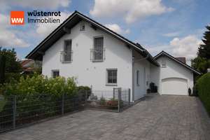 Ihr neues Zuhause: Einfamilienhaus für die ganze Familie mit Traumgarten & PV-Anlage in Aholfing – Die vollständige Adresse der Immobilie erhältst du vom Anbieter., 94345 Aholfing – Vorschaubild 8
