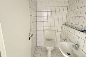 Familienfreundliche 4-Zimmer-Wohnung mit Balkon und moderner Raumaufteilung – Wolfringstr. 14, 90765 Ronhof, Kronach, Fürth – Vorschaubild 13