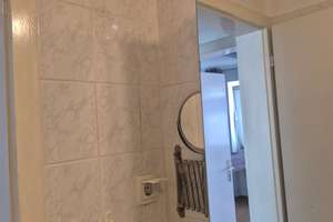 Real Schwabing, 2,5 Rooms, in Leopoldstr central but quiet, ready to move. all inclusive (Strom) – Leopoldstraße 109, 80802 Münchner Freiheit, München – Vorschaubild 12