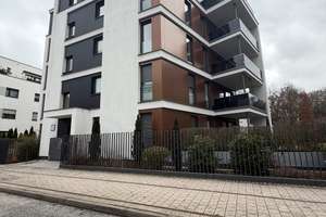 Schöne 3-Zimmer Wohnung mit Balkon in super Lage direkt an der Elbe – Im Elbbahnhof 16, 39104 Altstadt, Magdeburg – Vorschaubild 1