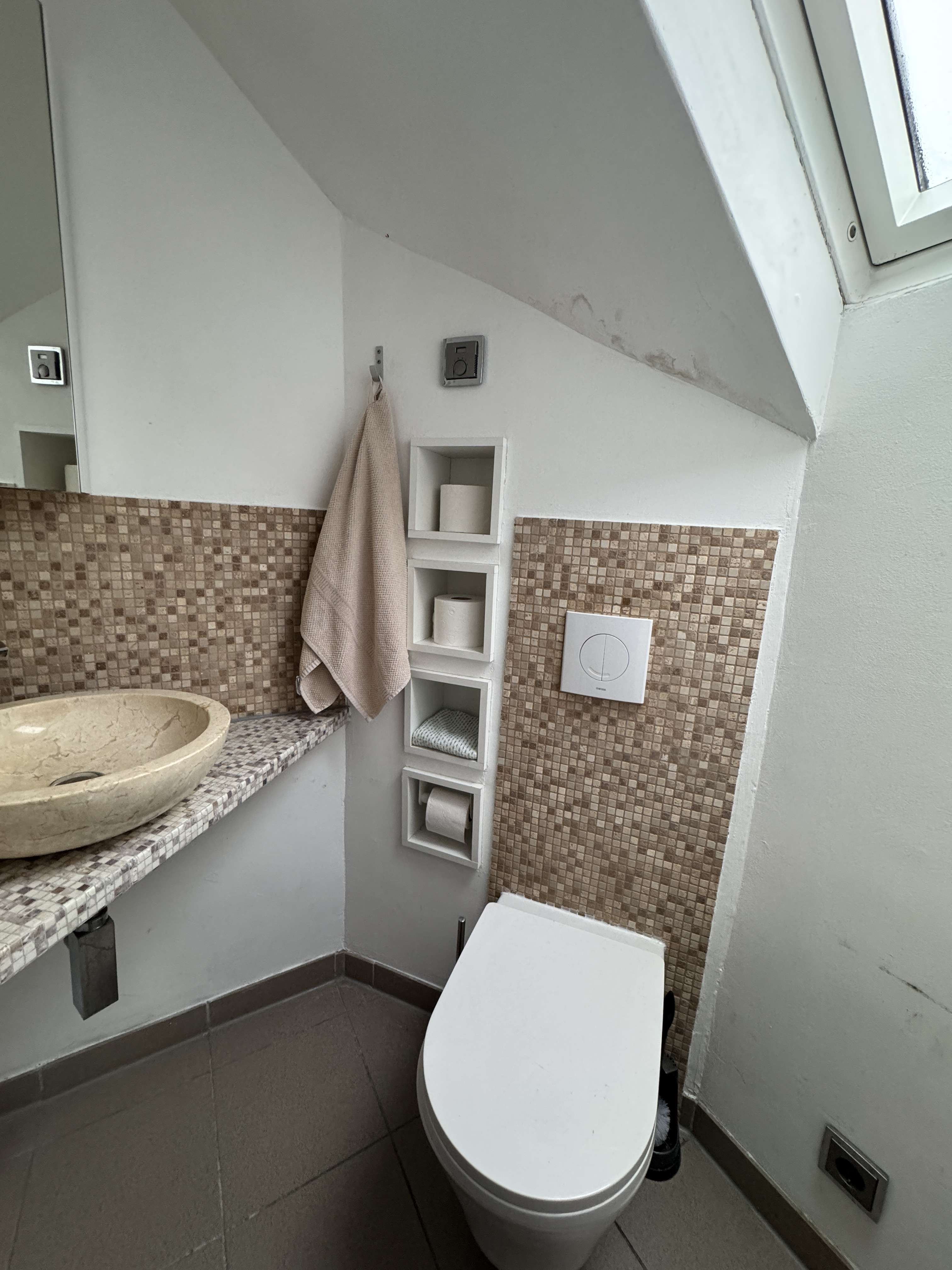 Immobilie in Lüdenscheid - Geräumiges Ein- bis Zweifamilienhaus mit 8 Zimmern in Lüdenscheid - Bild 4