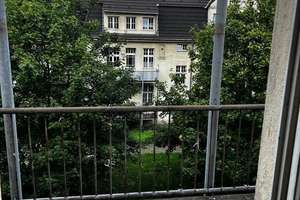 Gemültiche Dachgeschosswohnung mit Balkon in ruhiger Lage – Förkelstraße 6, 47259 Hüttenheim, Duisburg – Vorschaubild 5