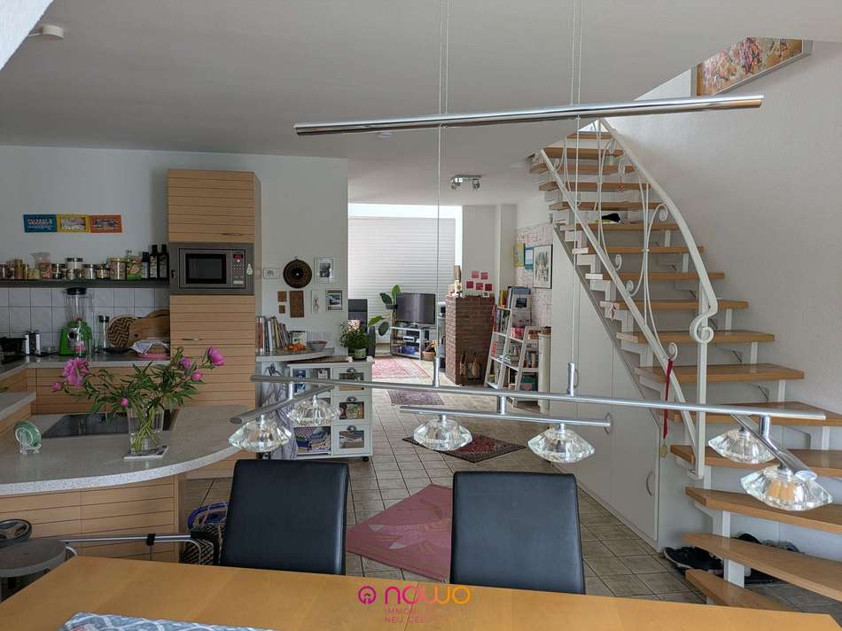 Treppe zur oberen Ebene