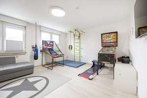 Property thumbnail 12