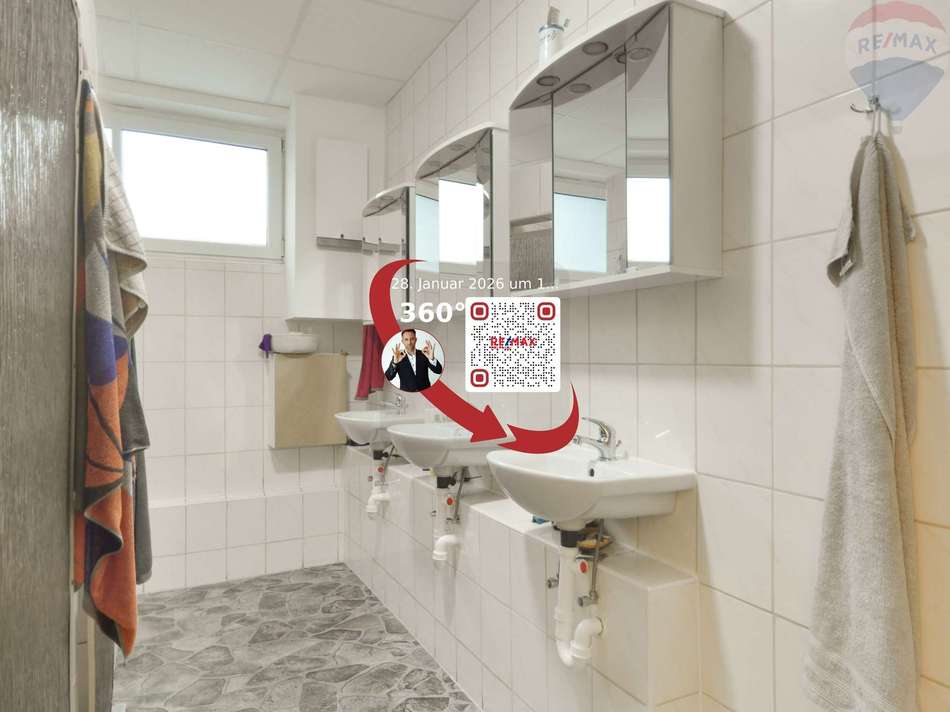 Waschraum_Duschkabinen