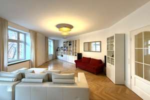 Möblierte Altbauwohnung mit Balkon im Glockenbachviertel – Hans-Sachs-Str. 1, 80469 Glockenbach, München – Vorschaubild 2