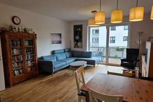 4-Zimmer-Wohnung mit großem Balkon und Tiefgarage nahe  Kulkwitzer See