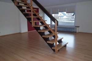 Komf. Maisonette-Wohnung mit großem Balkon in einem gepfl. Haus mit nur 3 WE in Do-Sölderholz – Dahlienstr. 23, 44289 Sölderholz, Dortmund – Vorschaubild 3
