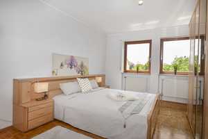 Große Doppelhaushälfte mit schönem Garten und Garage in toller Lage in Königsbrunn – Augsburg (Kreis) – Vorschaubild 10