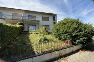 Charmante Doppelhaushälfte mit großem Potenzial in zentraler Lage von Wiesbaden – Die vollständige Adresse der Immobilie erhältst du vom Anbieter., 65187 Südost, Wiesbaden – Vorschaubild 4