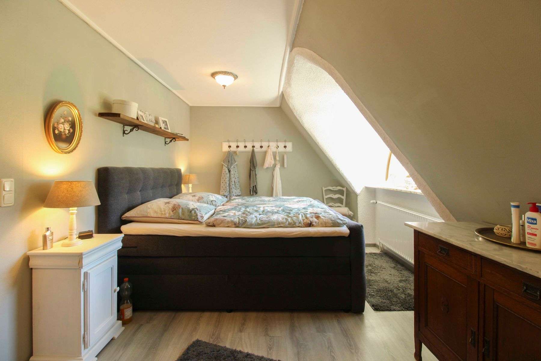 Immobilie in Wischhafen - Reetdachidylle in ruhiger Feldrandlage von Wischhafen - Landhaus mit Ferienwohnung - Bild 7