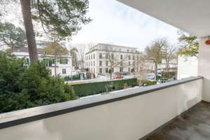 Anwesen auf 1.380 m² Grundstück in begehrter Westend-Lage mit Pool, Sauna und Sanierungspotenzial – Die vollständige Adresse der Immobilie erhältst du vom Anbieter., 14055 Westend, Berlin – Vorschaubild 17