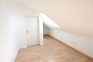 Großzügige 2-Zimmer Wohnung mit Blick ins Grüne – Merowingerstraße 197, 40225 Bilk, Düsseldorf – Vorschaubild 13
