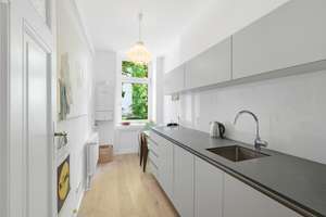 Stilvolle Hochparterre-Wohnung im Denkmalensemble in begehrter Kreuzberger Kiezlage – Die vollständige Adresse der Immobilie erhältst du vom Anbieter., 10961 Kreuzberg, Berlin – Vorschaubild 5