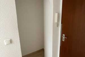 Modernisiertes 1-Zimmer-Apartment mit großzügiger Terrasse in Milbertshofen-Am Hart, München – Starenweg 6, 80937 München – Vorschaubild 10